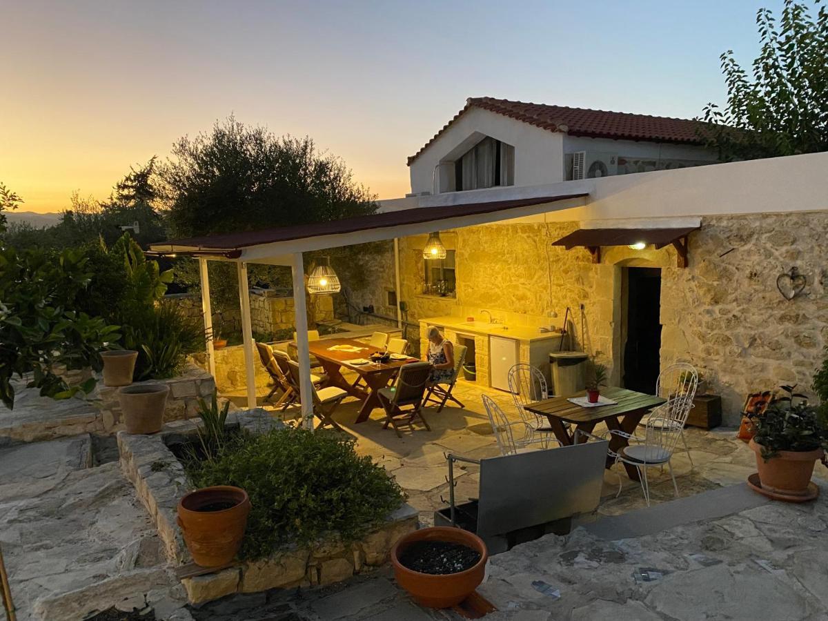 Old Stone Villa In Apokoronas Villa Nostalgia Kreta Fílippos Exterior foto